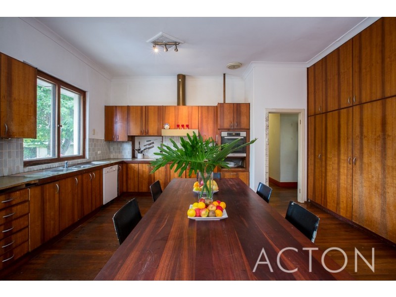 11 Watkins Road, Dalkeith WA 6009