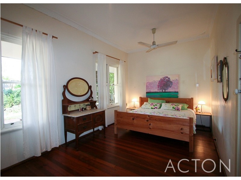 11 Watkins Road, Dalkeith WA 6009