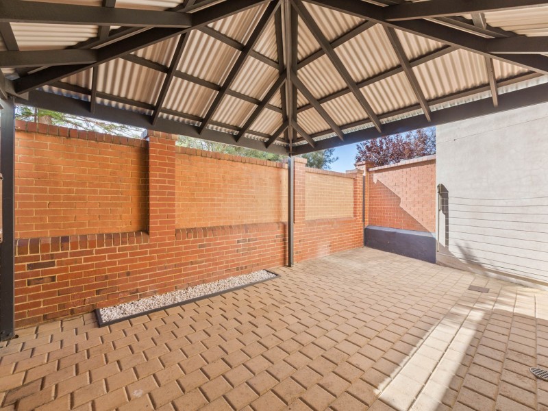 18/27 Burns Street, North Fremantle WA 6159