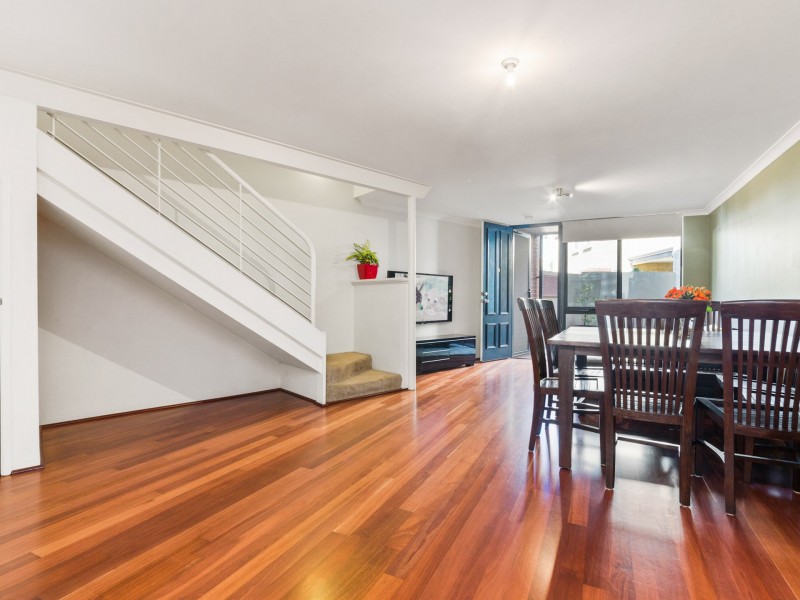 18/27 Burns Street, North Fremantle WA 6159