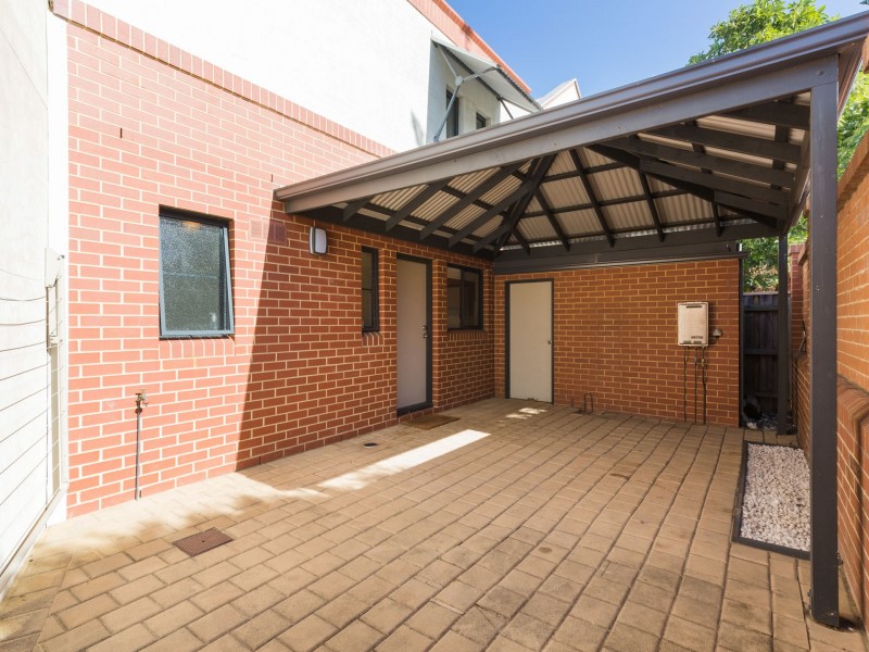 18/27 Burns Street, North Fremantle WA 6159