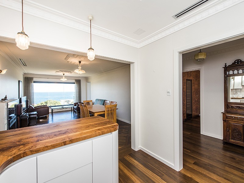 10/22 Avonmore Tce, Cottesloe WA 6011