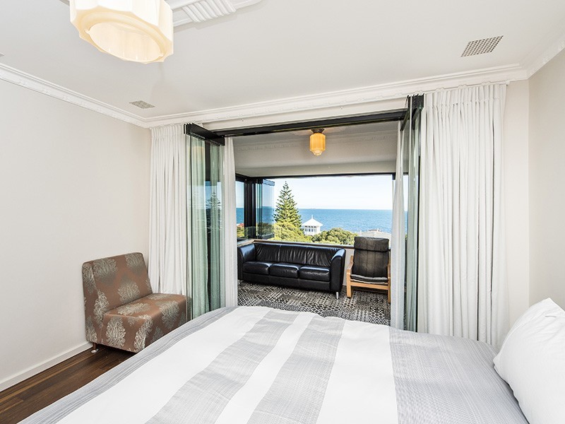 10/22 Avonmore Tce, Cottesloe WA 6011