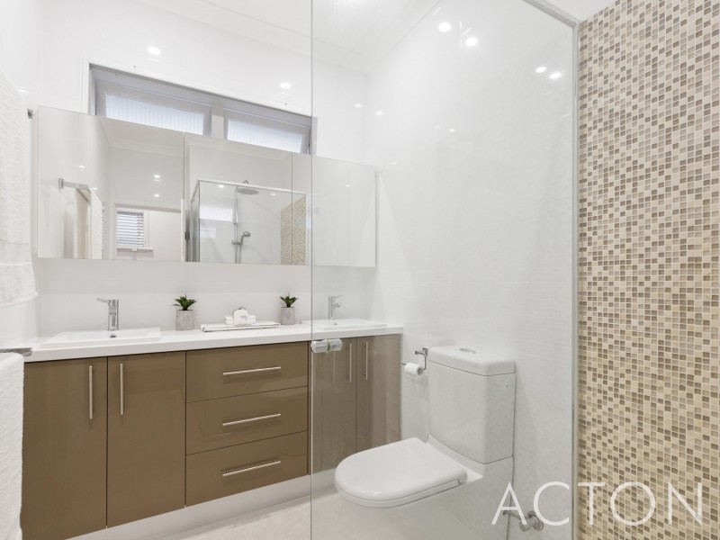 35 Taylor Road, Nedlands WA 6009