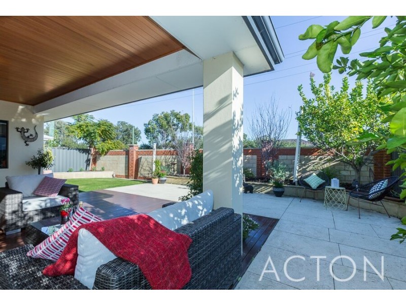 6 Sonnet Close, Woodlands WA 6018