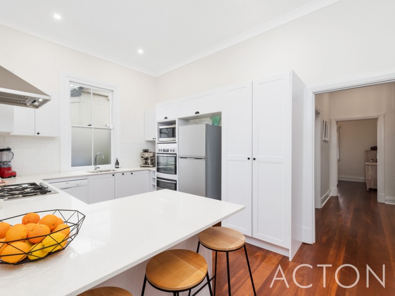 9 Wellington Street, Mosman Park WA 6012