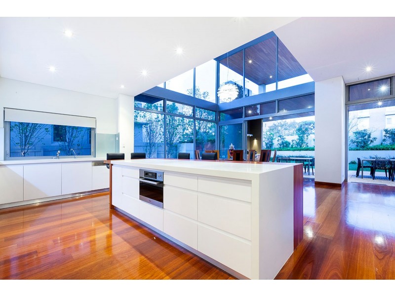 20 Osborne Parade, Claremont WA 6010