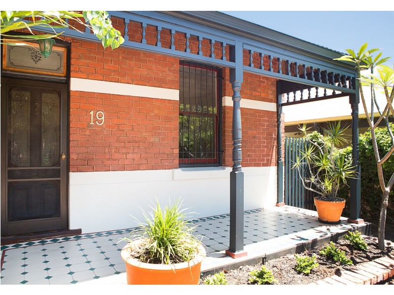 19 Elizabeth Street, Cottesloe WA 6011