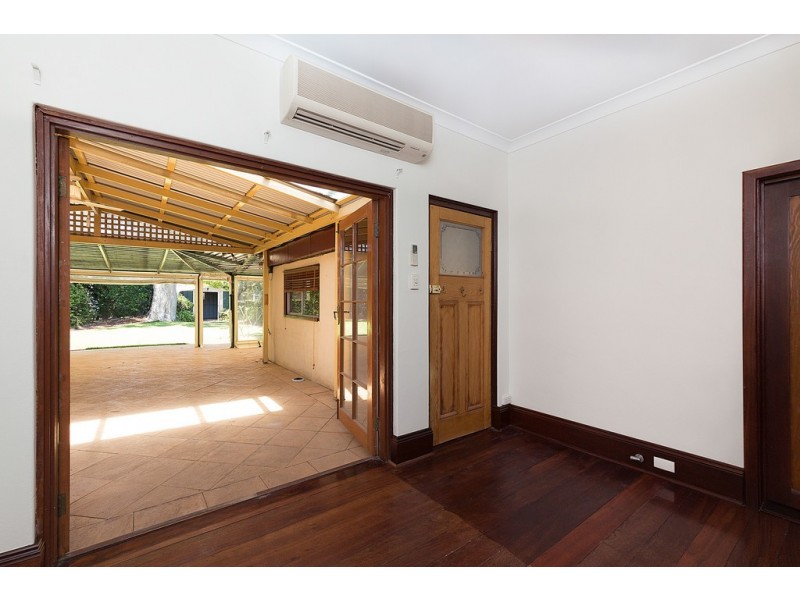 19 Elizabeth Street, Cottesloe WA 6011