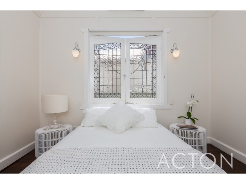 21 Glanville Street, Mosman Park WA 6012