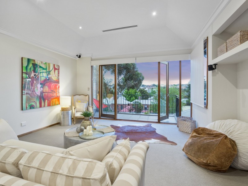 51 Harvest Road, North Fremantle WA 6159