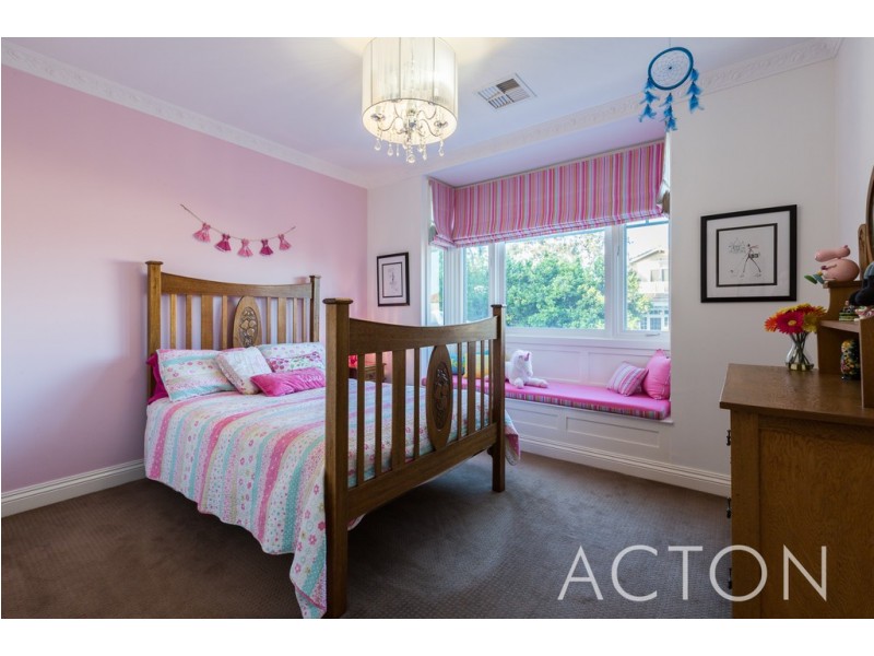 4 Braeside Road, Mount Lawley WA 6050