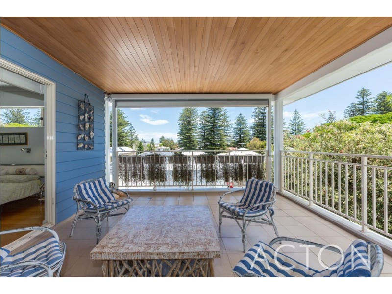 19B Chamberlain Street, Cottesloe WA 6011