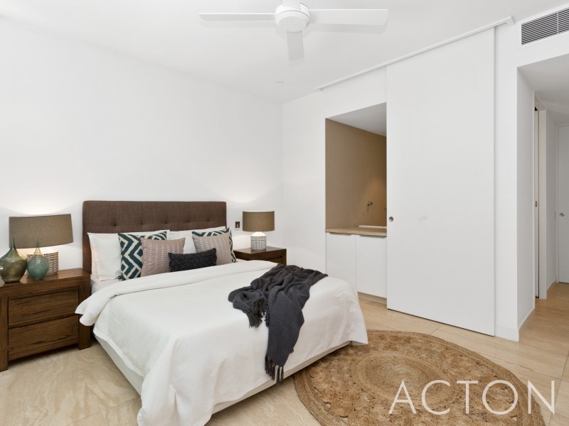 17/1 Freeman Loop, North Fremantle WA 6159