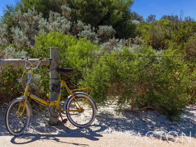 17/1 Freeman Loop, North Fremantle WA 6159