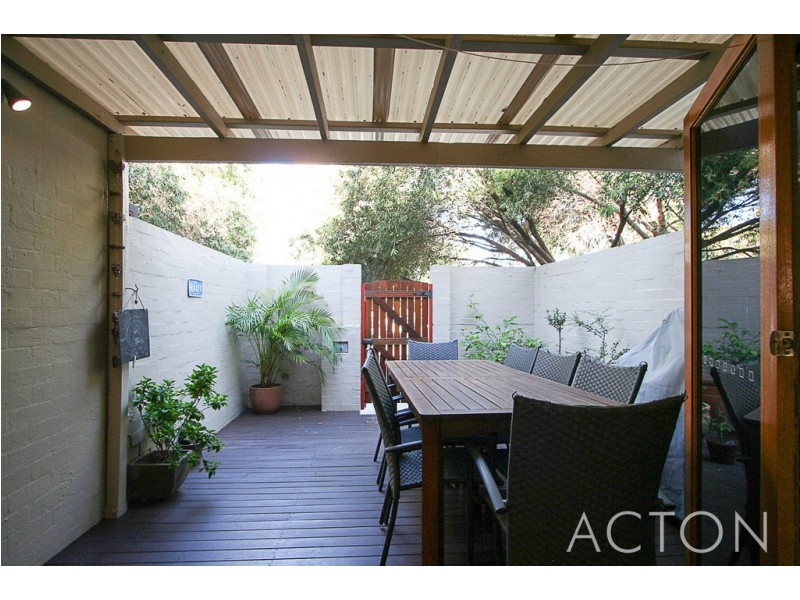 13/7 O’Halloran Lane, Mosman Park WA 6012