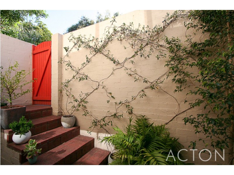 13/7 O’Halloran Lane, Mosman Park WA 6012