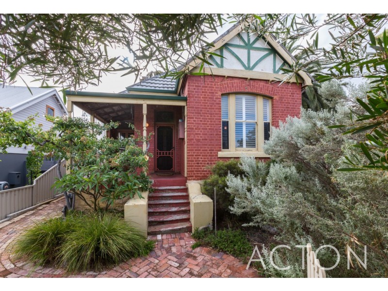 4 George Street, Cottesloe WA 6011