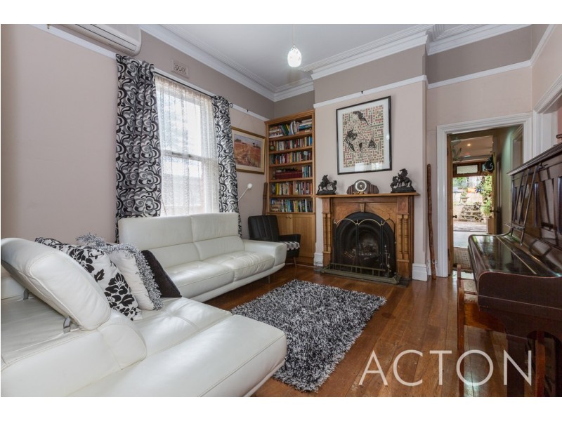 4 George Street, Cottesloe WA 6011