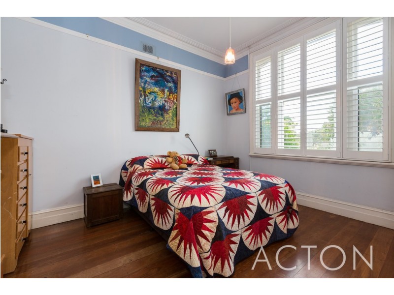 4 George Street, Cottesloe WA 6011