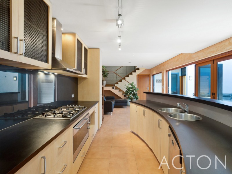 11A Bruce Street, North Fremantle WA 6159