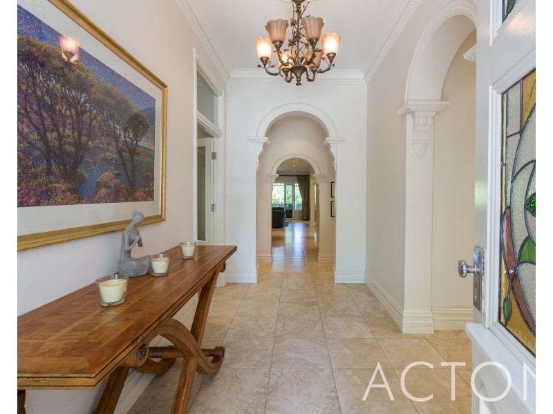 89 Mountjoy Road, Nedlands WA 6009