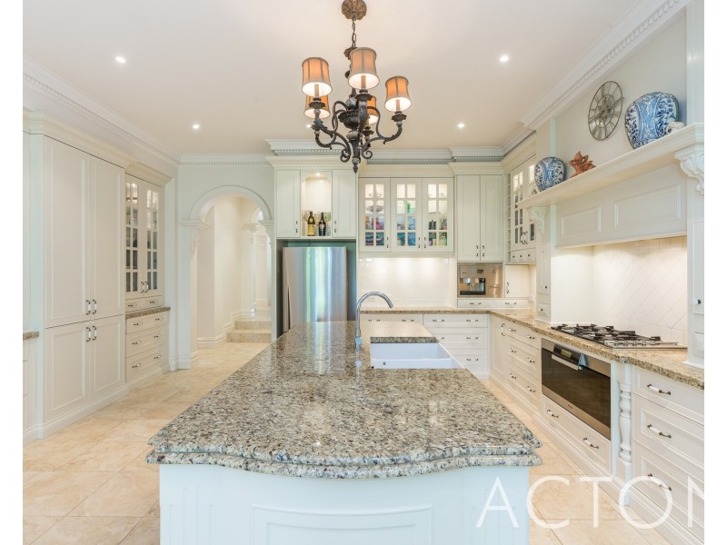 89 Mountjoy Road, Nedlands WA 6009