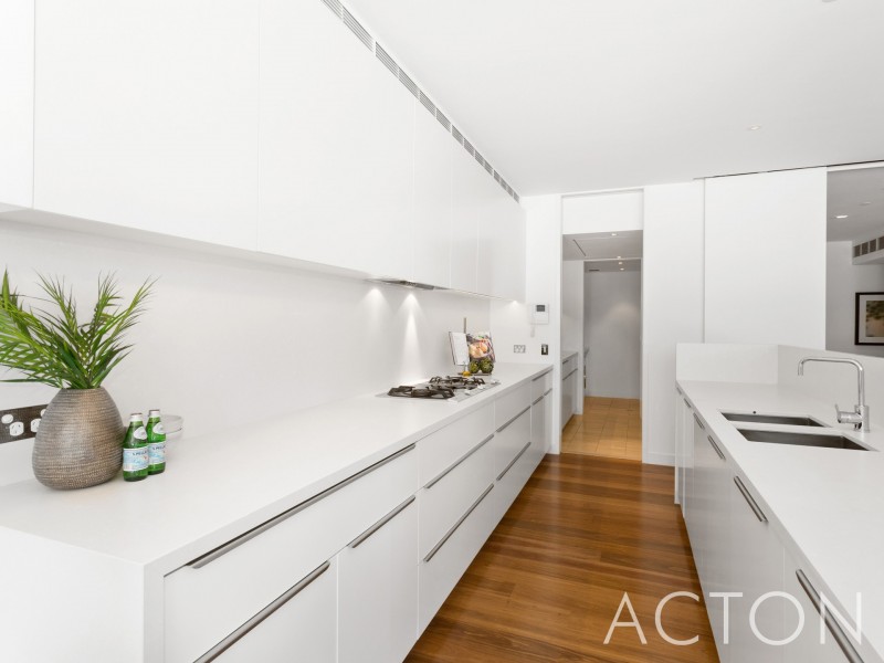 17/1 Freeman Loop, North Fremantle WA 6159