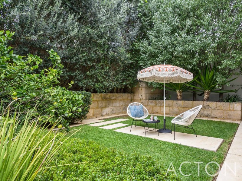 11 Lillian Street, Cottesloe WA 6011