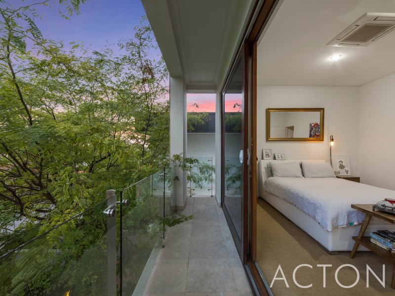 11 Lillian Street, Cottesloe WA 6011