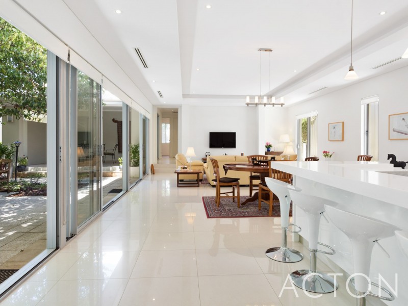 13 Mitford Street, Swanbourne WA 6010