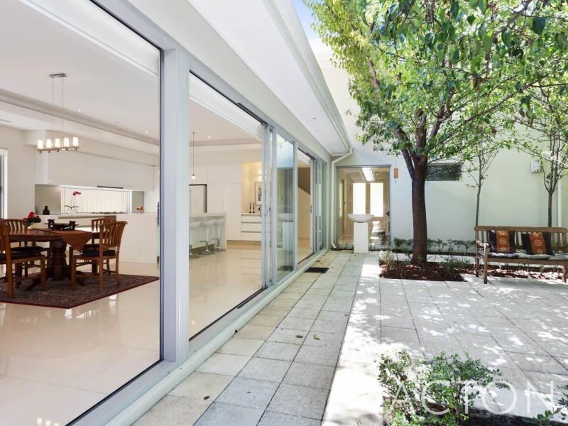 13 Mitford Street, Swanbourne WA 6010