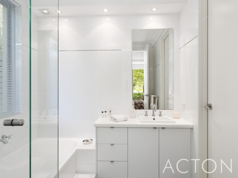 13 Mitford Street, Swanbourne WA 6010