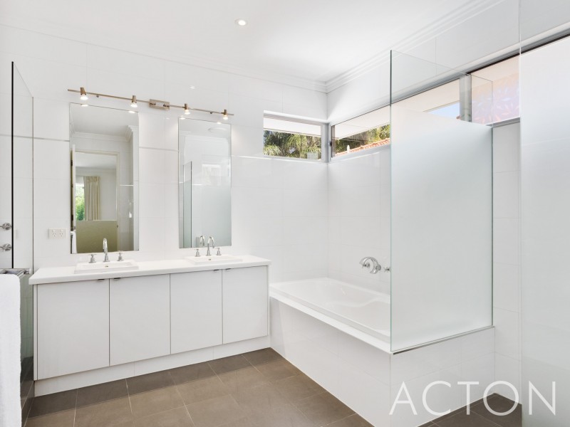 13 Mitford Street, Swanbourne WA 6010