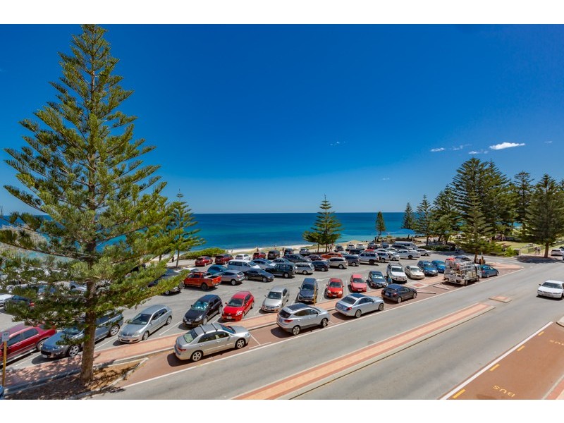 11/116 Marine Parade, Cottesloe WA 6011