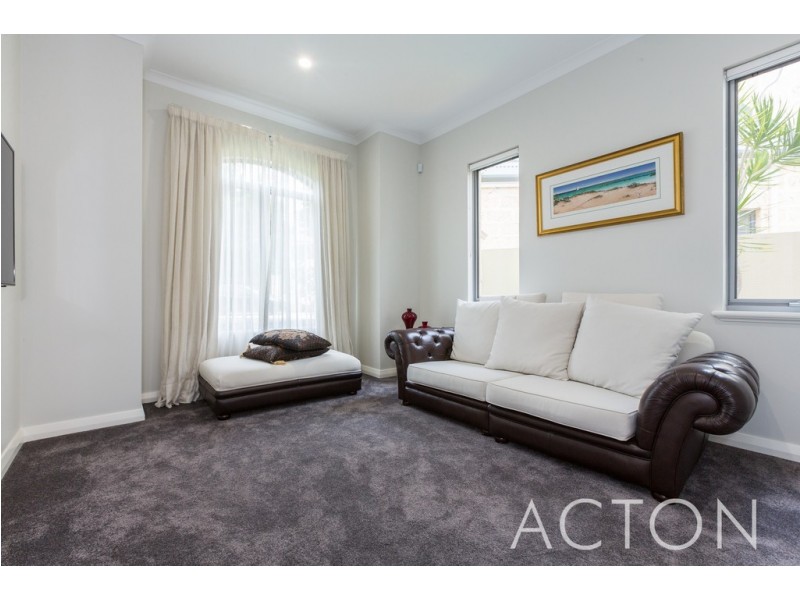 8 Millers Court, Cottesloe WA 6011