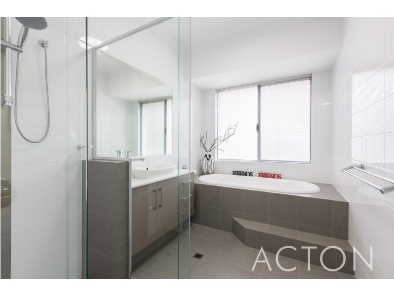 8 Millers Court, Cottesloe WA 6011