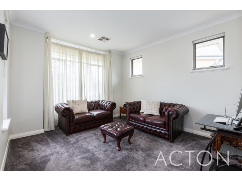 8 Millers Court, Cottesloe WA 6011