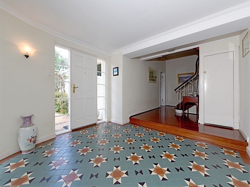 2 Webb Street, Cottesloe WA 6011