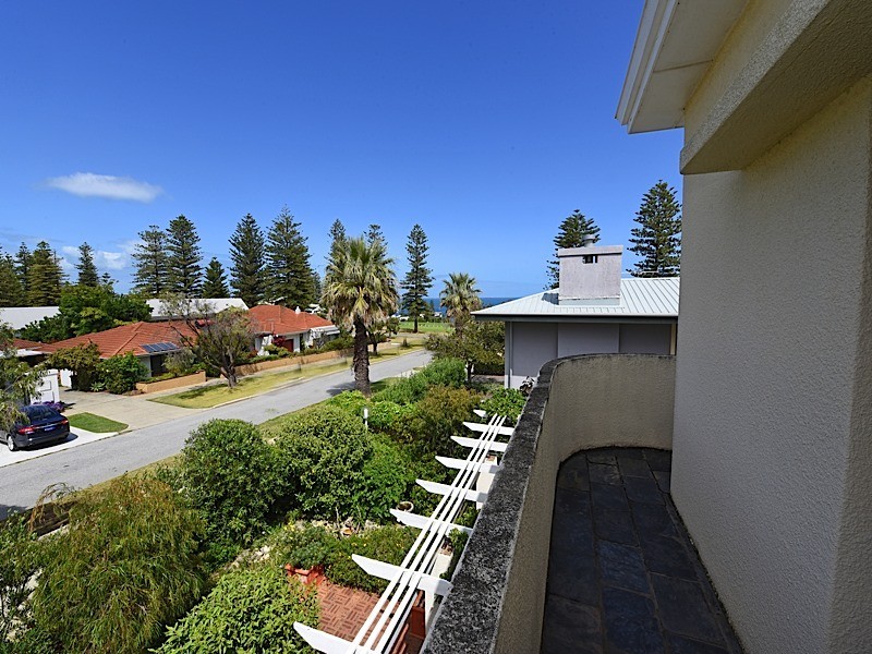 2 Webb Street, Cottesloe WA 6011