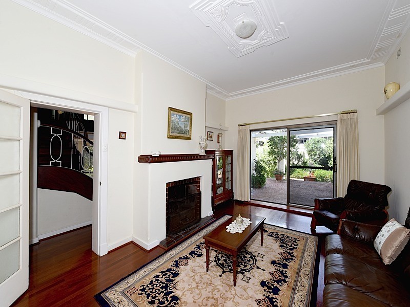 2 Webb Street, Cottesloe WA 6011