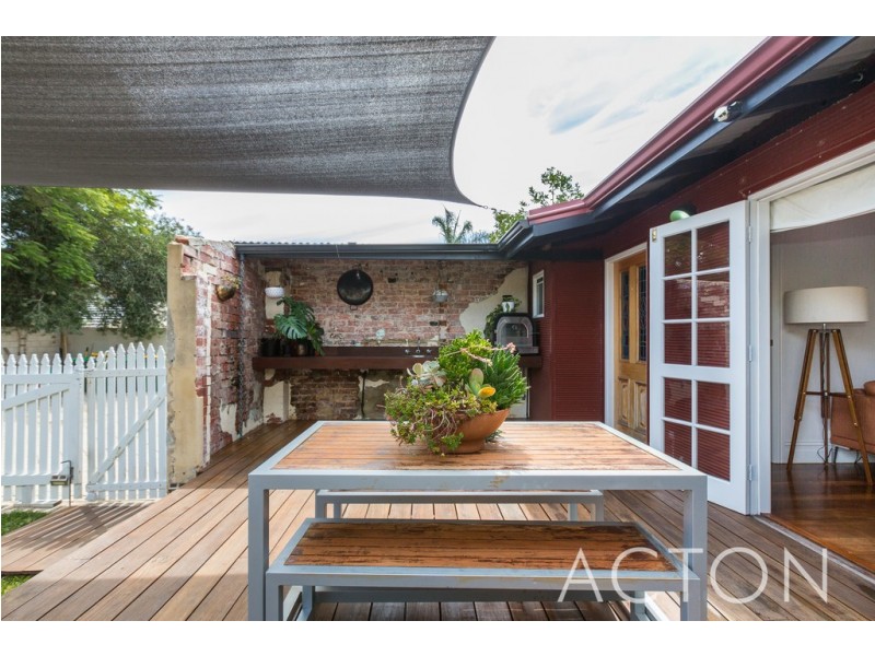 7 Foulkes Lane, Cottesloe WA 6011