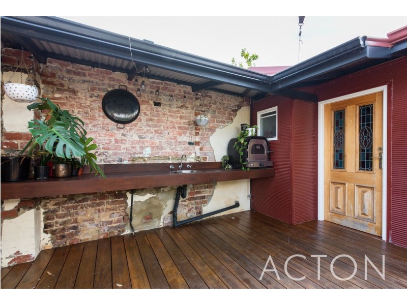 7 Foulkes Lane, Cottesloe WA 6011