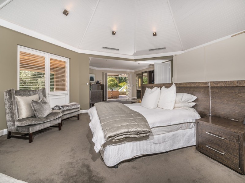 1 Riley Road, Claremont WA 6010