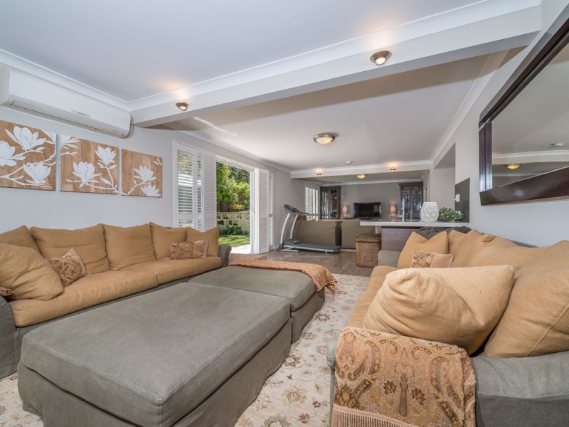 1 Riley Road, Claremont WA 6010