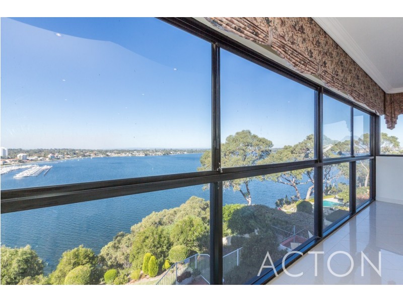 4/2 Bindaring Parade, Claremont WA 6010