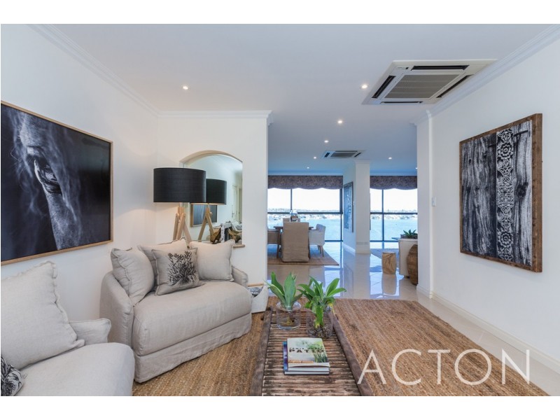 4/2 Bindaring Parade, Claremont WA 6010