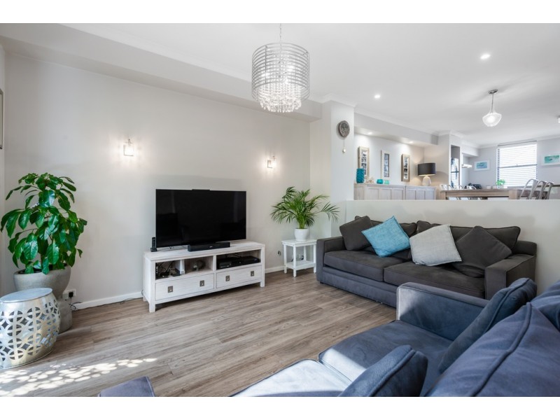 9/4 Hicks Street, North Fremantle WA 6159