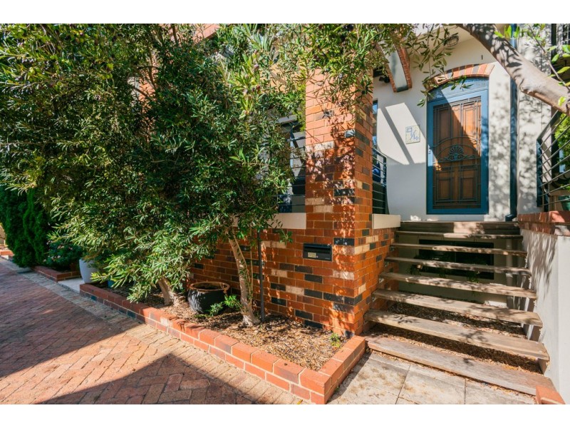 9/4 Hicks Street, North Fremantle WA 6159