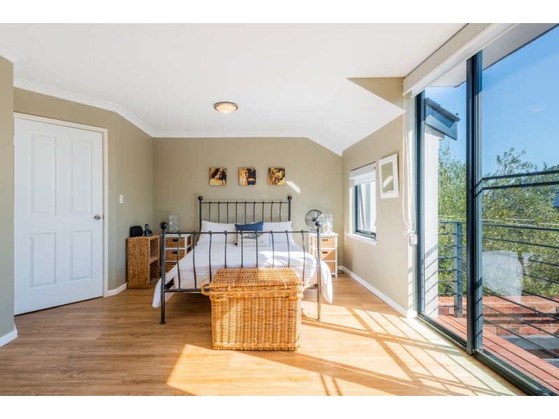 9/4 Hicks Street, North Fremantle WA 6159